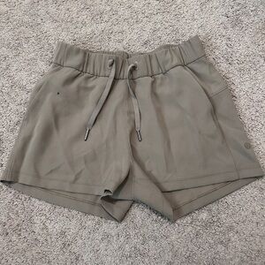 Lululemon tan Shorts